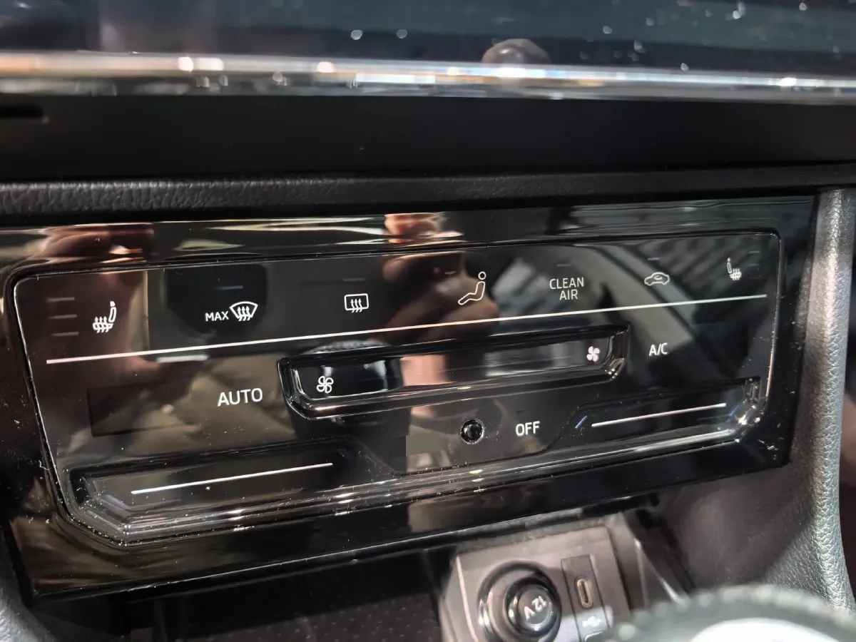 2023 Skoda Superb 1.4T 150HP L4 7DCT,autocango,china used car exporter,china ev exporter,chinese used car exporter,chinese used ev exporter