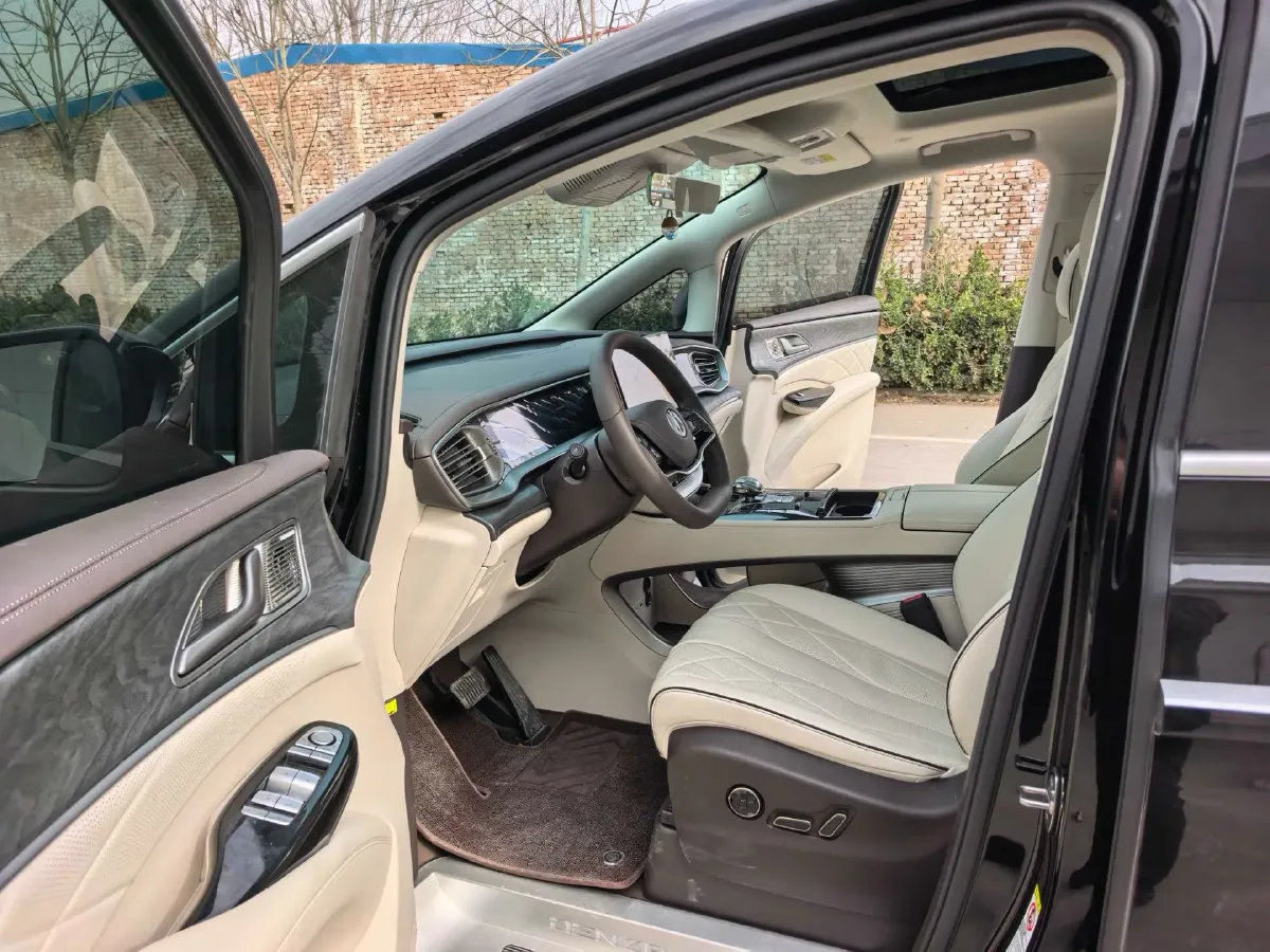 2024 Denza D9 1.5T 139HP L4 E-CVT PHEV 40KWH,autocango,china used car exporter,china ev exporter,chinese used car exporter,chinese used ev exporter