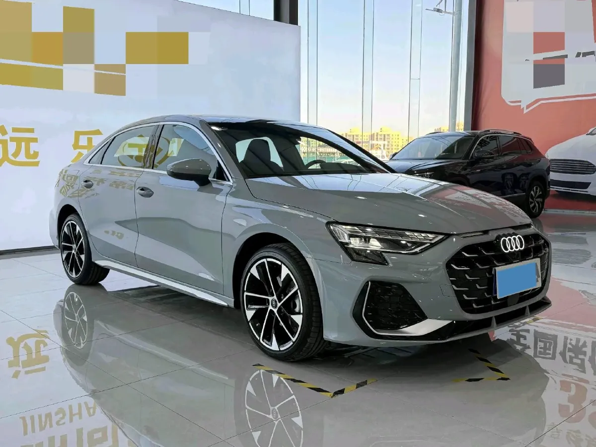 2025 Audi A3 1.5T 160HP L4 7DCT,autocango,china used car exporter,china ev exporter,chinese used car exporter,chinese used ev exporter