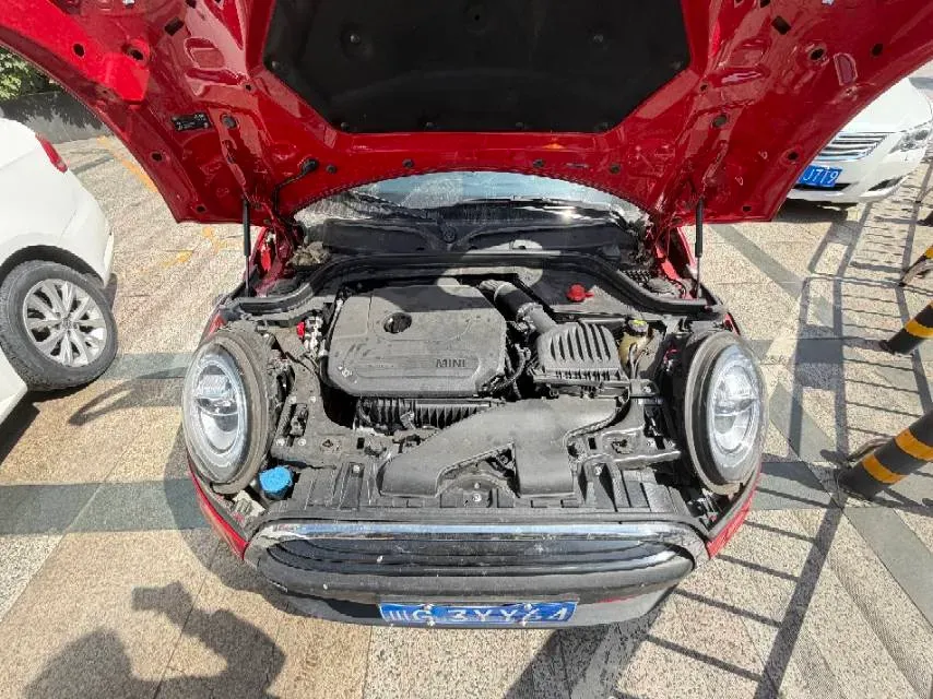 2021 MINI MINI 1.5T 102HP L3 7DCT,autocango,china used car exporter,china ev exporter,chinese used car exporter,chinese used ev exporter