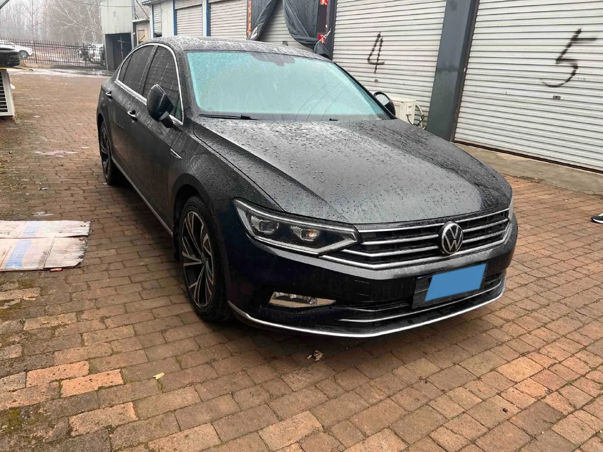 2021 Volkswagen Magotan 2.0T 186HP L4 7DCT,autocango,china used car exporter,china ev exporter,chinese used car exporter,chinese used ev exporter