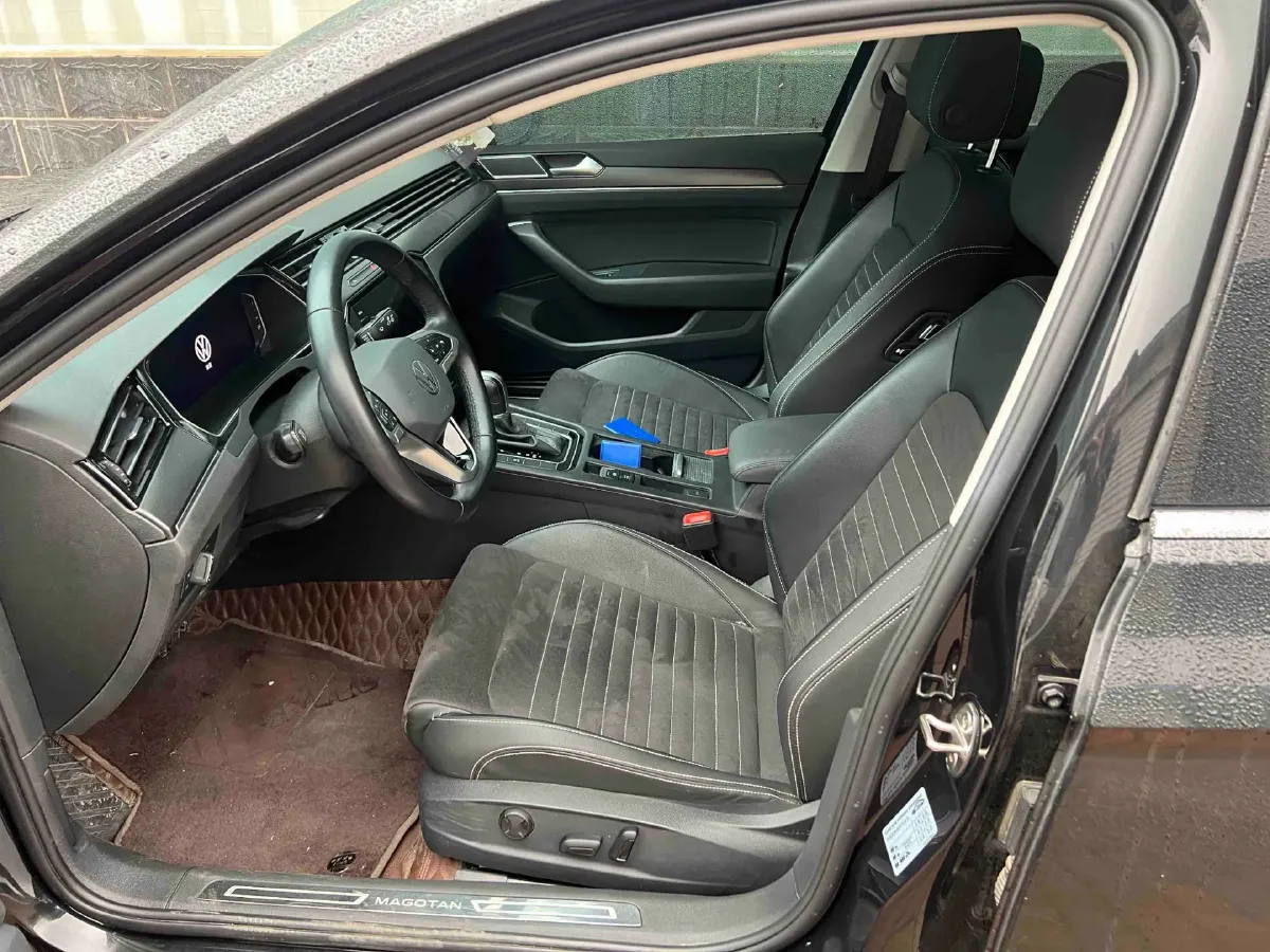 2021 Volkswagen Magotan 2.0T 186HP L4 7DCT,autocango,china used car exporter,china ev exporter,chinese used car exporter,chinese used ev exporter