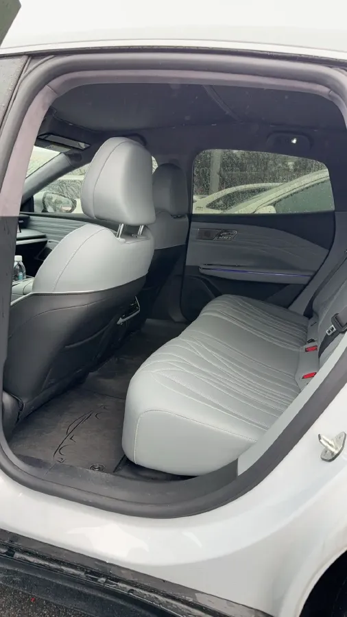 2025 MAXUS InterstellarX 2.5T 224HP L4 8AT,autocango,china used car exporter,china ev exporter,chinese used car exporter,chinese used ev exporter