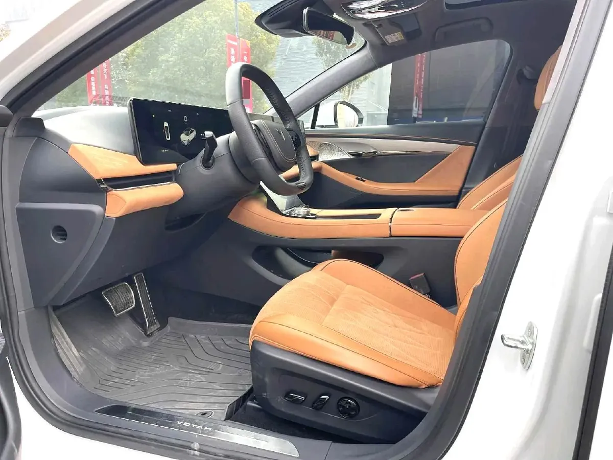 2023 Voyah ZhuiGuang BEV 108.73KWH,autocango,china used car exporter,china ev exporter,chinese used car exporter,chinese used ev exporter