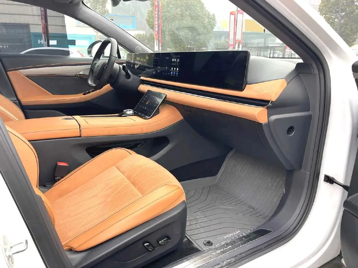 2023 Voyah ZhuiGuang BEV 108.73KWH,autocango,china used car exporter,china ev exporter,chinese used car exporter,chinese used ev exporter