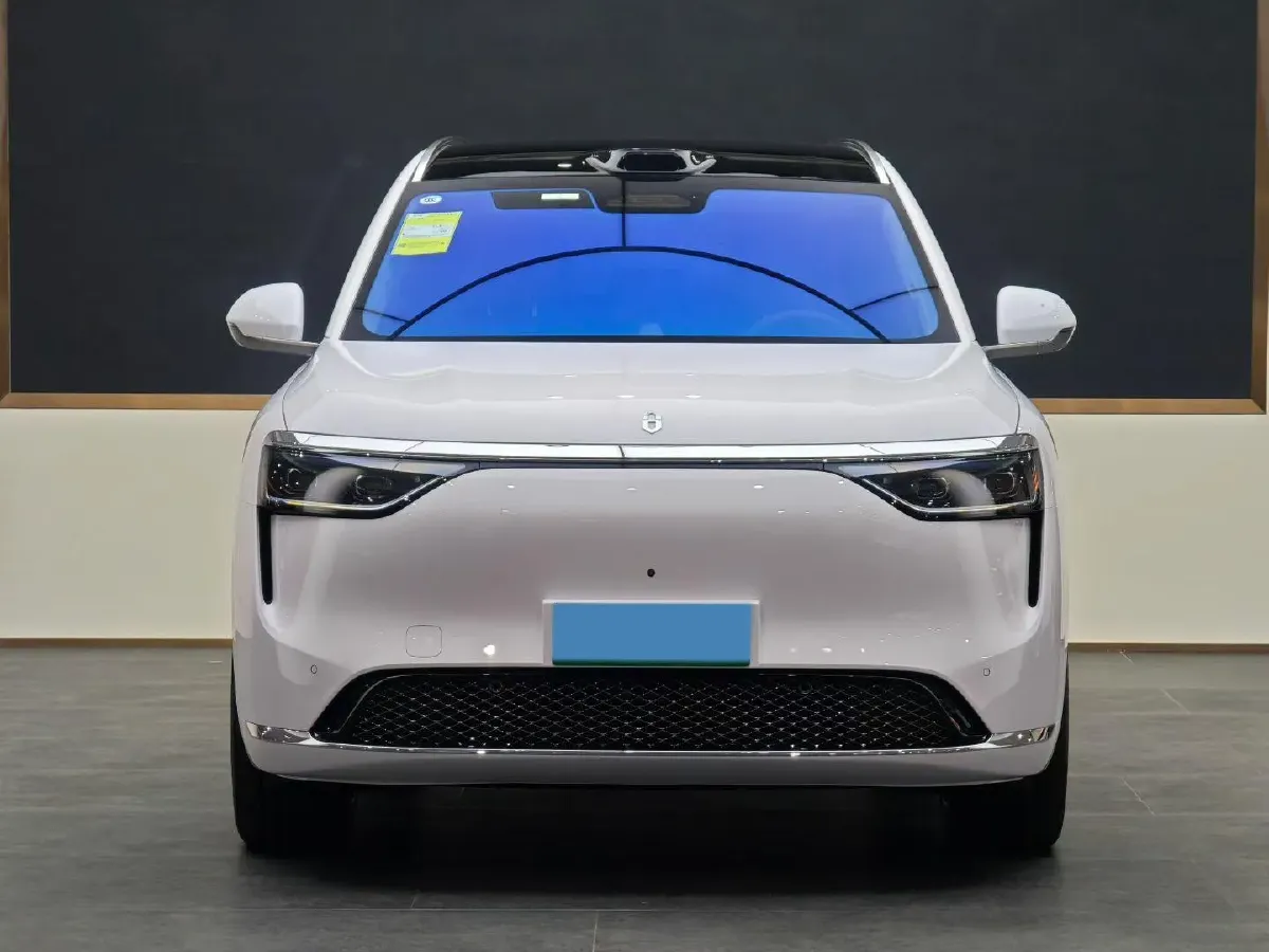 2025 AITO AITO M8 BEV,autocango,china used car exporter,china ev exporter,chinese used car exporter,chinese used ev exporter