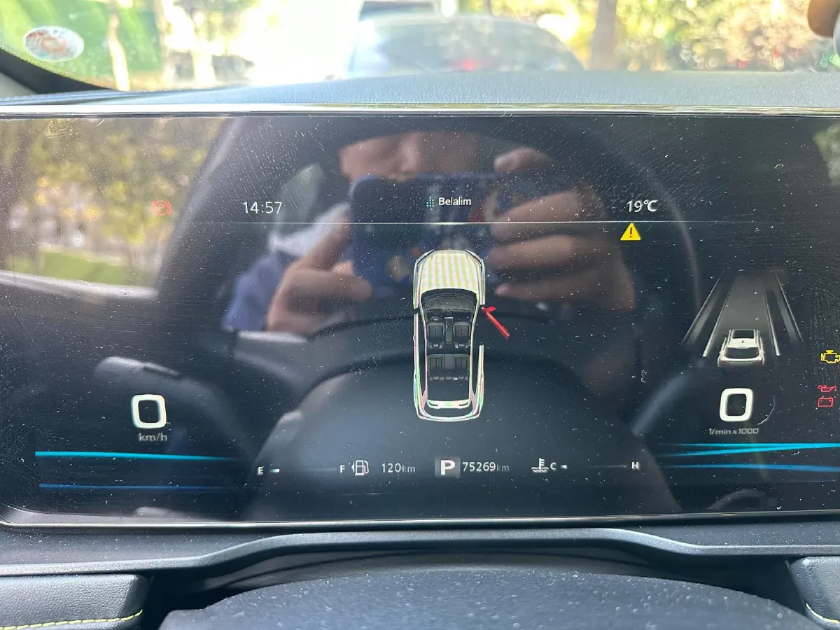 2021 Roewe RX5 1.5T 181HP L4 7DCT,autocango,china used car exporter,china ev exporter,chinese used car exporter,chinese used ev exporter