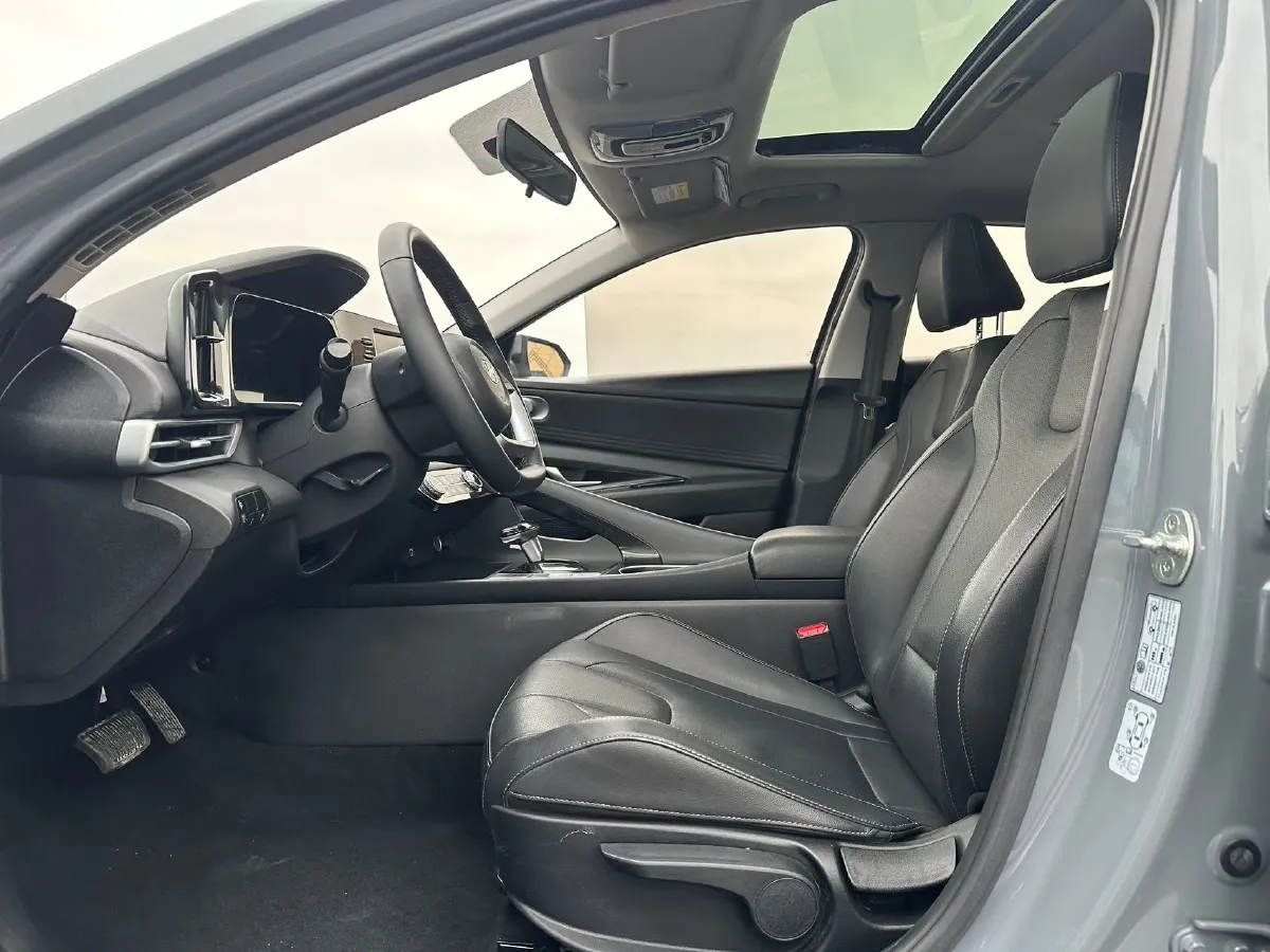 2022 Hyundai Elantra 1.5L 115HP L4 CVT,autocango,china used car exporter,china ev exporter,chinese used car exporter,chinese used ev exporter