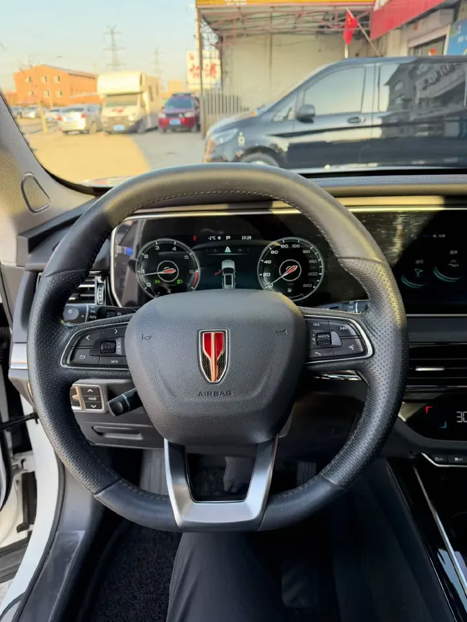 2022 HongQi HS5 2.0T 224HP L4 6AT,autocango,china used car exporter,china ev exporter,chinese used car exporter,chinese used ev exporter