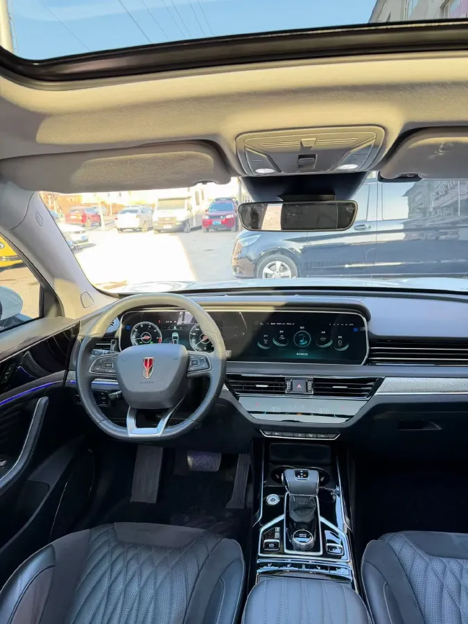 2022 HongQi HS5 2.0T 224HP L4 6AT,autocango,china used car exporter,china ev exporter,chinese used car exporter,chinese used ev exporter