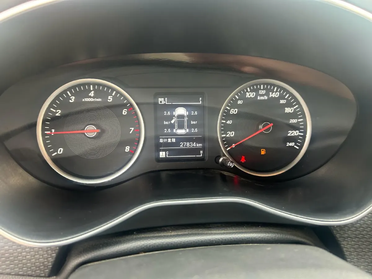 2019 BaoJun 730 1.5T 151HP L4 CVT,autocango,china used car exporter,china ev exporter,chinese used car exporter,chinese used ev exporter