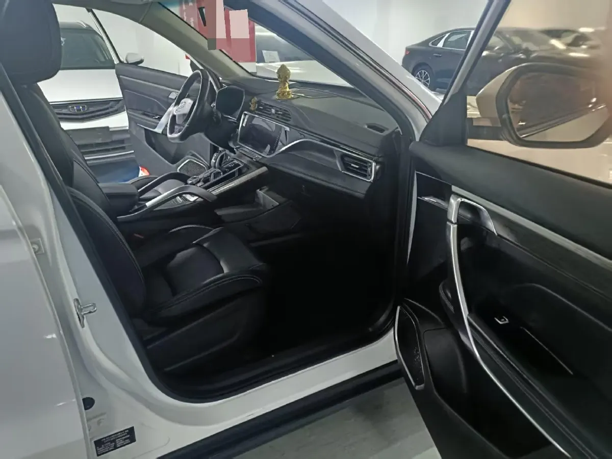 2020 Geely Azkarra 1.8T 184HP L4 7DCT,autocango,china used car exporter,china ev exporter,chinese used car exporter,chinese used ev exporter