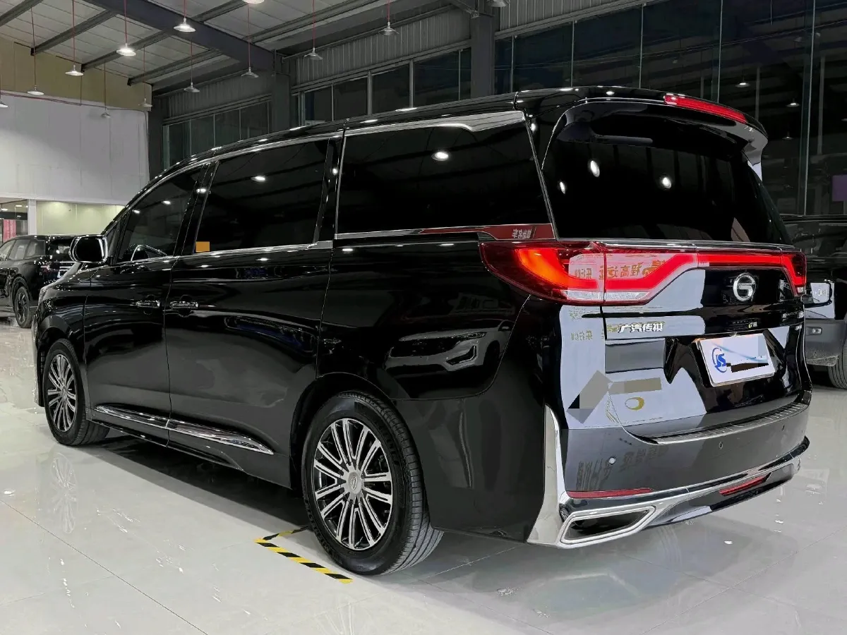 2021 GAC Trumpchi M8 2.0T 252HP L4 8AT,autocango,china used car exporter,china ev exporter,chinese used car exporter,chinese used ev exporter