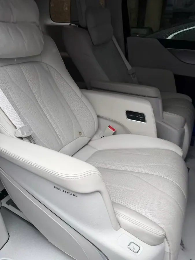 2024 Buick GL8 1.5T 180HP L4 2DHT PHEV 24.4KWH,autocango,china used car exporter,china ev exporter,chinese used car exporter,chinese used ev exporter