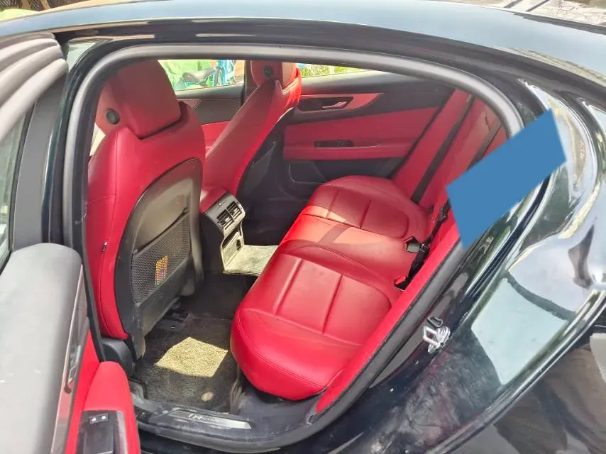 2021 Jaguar XEL 2.0T 250HP L4 8AT,autocango,china used car exporter,china ev exporter,chinese used car exporter,chinese used ev exporter