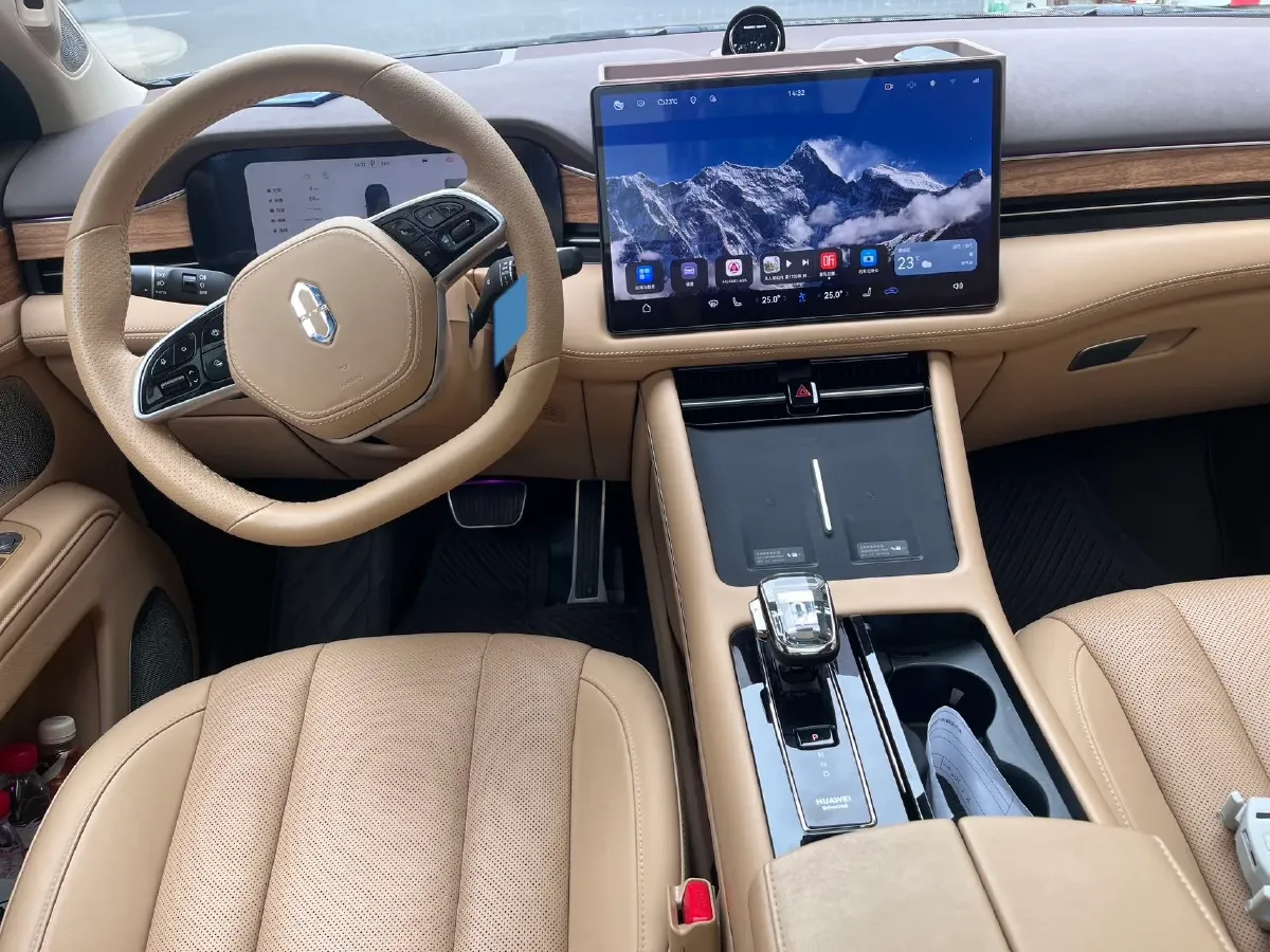 2024 AITO AITO M7 1.5T 152HP L4 REEV 42KWH,autocango,china used car exporter,china ev exporter,chinese used car exporter,chinese used ev exporter