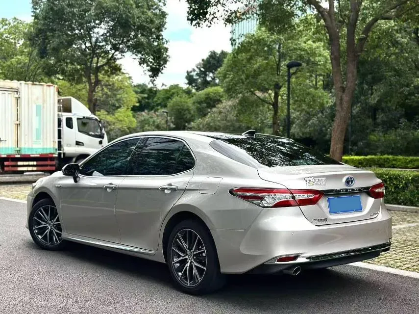 2023 Toyota Camry 2.5L 178HP L4 E-CVT Hybrid,autocango,china used car exporter,china ev exporter,chinese used car exporter,chinese used ev exporter