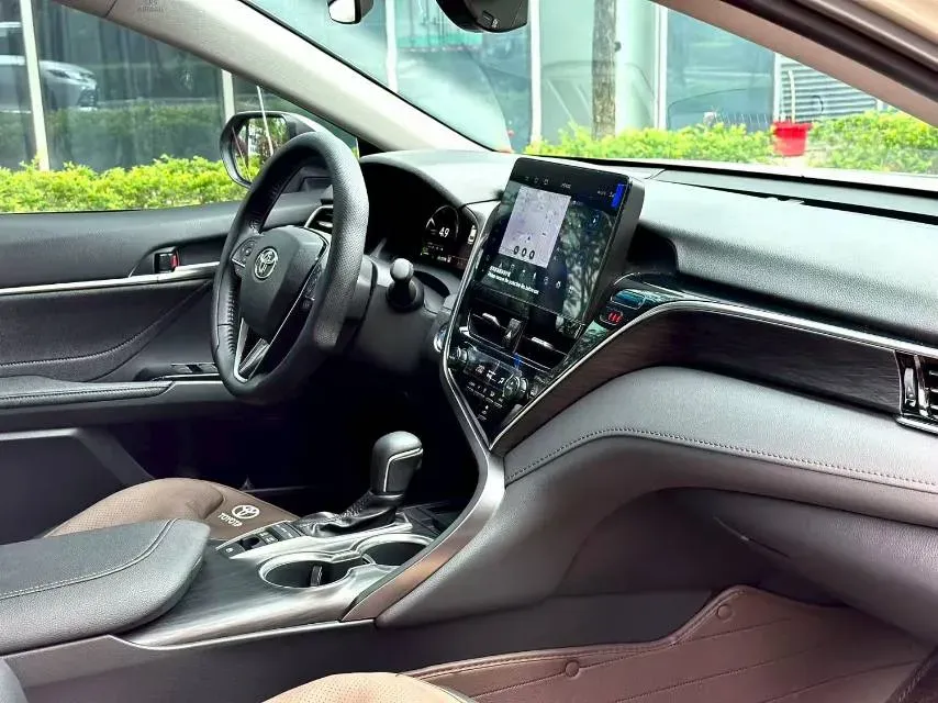 2023 Toyota Camry 2.5L 178HP L4 E-CVT Hybrid,autocango,china used car exporter,china ev exporter,chinese used car exporter,chinese used ev exporter