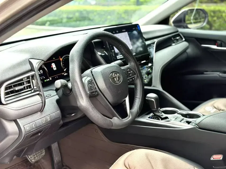 2023 Toyota Camry 2.5L 178HP L4 E-CVT Hybrid,autocango,china used car exporter,china ev exporter,chinese used car exporter,chinese used ev exporter