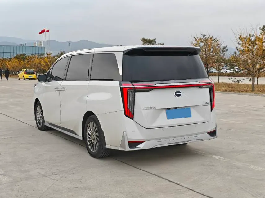 2023 GAC Trumpchi M8 2.0T 190HP L4 E-CVT Hybrid,autocango,china used car exporter,china ev exporter,chinese used car exporter,chinese used ev exporter