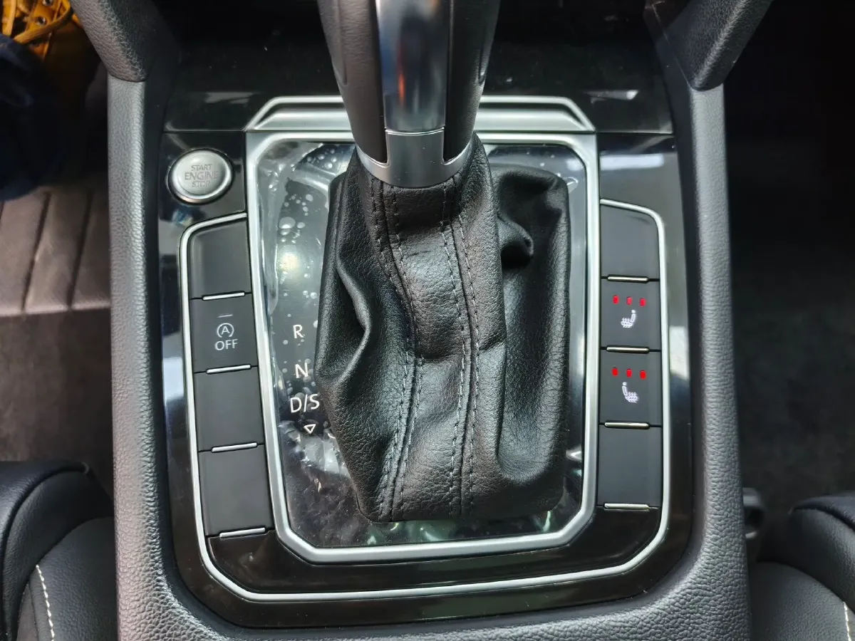 2020 Volkswagen Magotan 1.4T 150HP L4 7DCT,autocango,china used car exporter,china ev exporter,chinese used car exporter,chinese used ev exporter