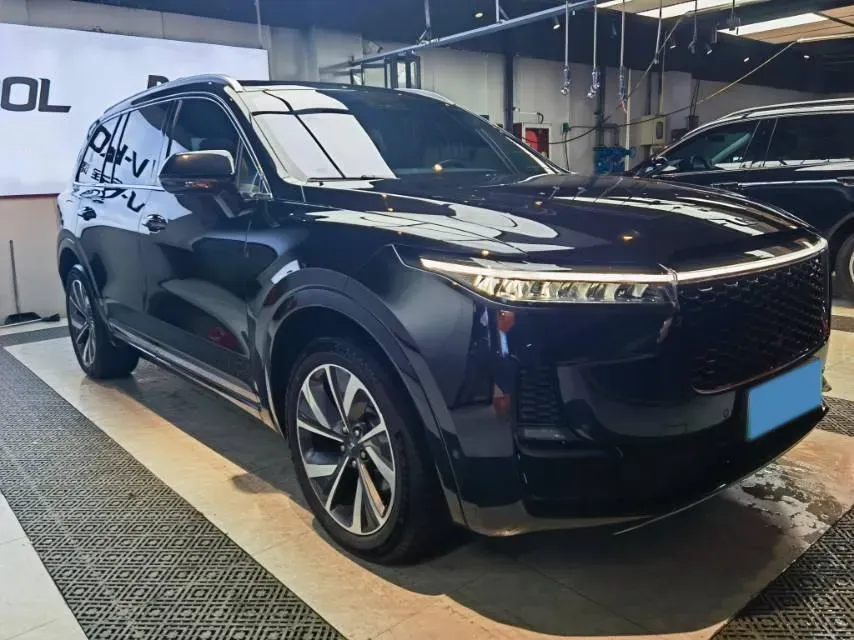 2021 Li ONE Range Extended 131HP REEV 40.5KWH,autocango,china used car exporter,china ev exporter,chinese used car exporter,chinese used ev exporter