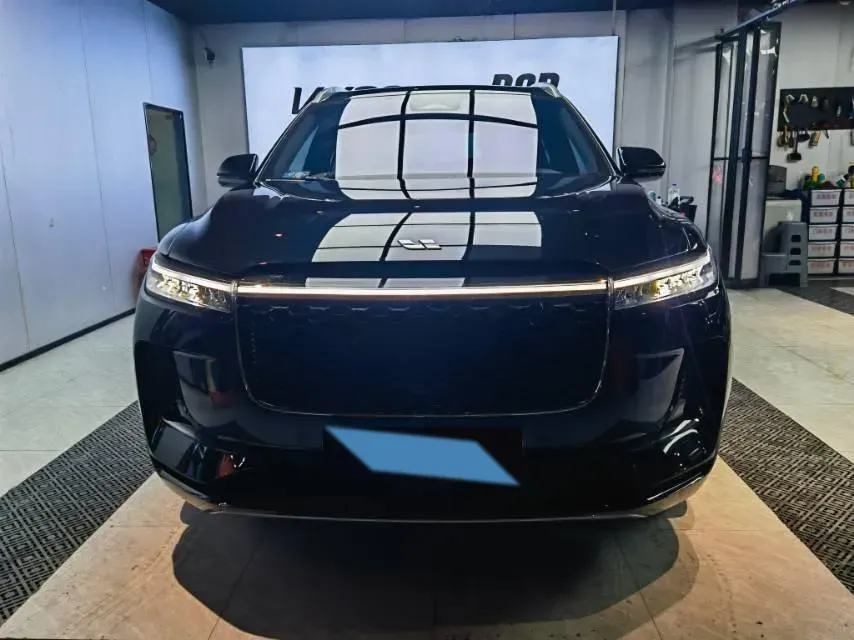 2021 Li ONE Range Extended 131HP REEV 40.5KWH,autocango,china used car exporter,china ev exporter,chinese used car exporter,chinese used ev exporter