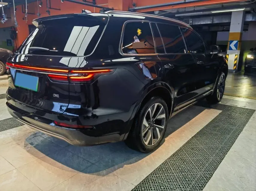 2021 Li ONE Range Extended 131HP REEV 40.5KWH,autocango,china used car exporter,china ev exporter,chinese used car exporter,chinese used ev exporter