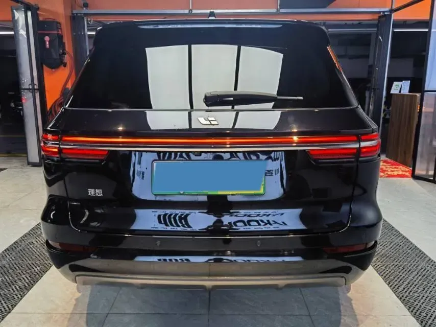 2021 Li ONE Range Extended 131HP REEV 40.5KWH,autocango,china used car exporter,china ev exporter,chinese used car exporter,chinese used ev exporter