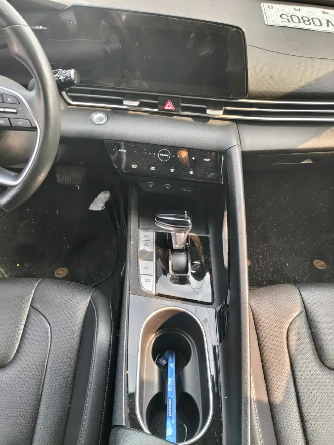 2021 Hyundai Elantra 1.5L 115HP L4 CVT,autocango,china used car exporter,china ev exporter,chinese used car exporter,chinese used ev exporter