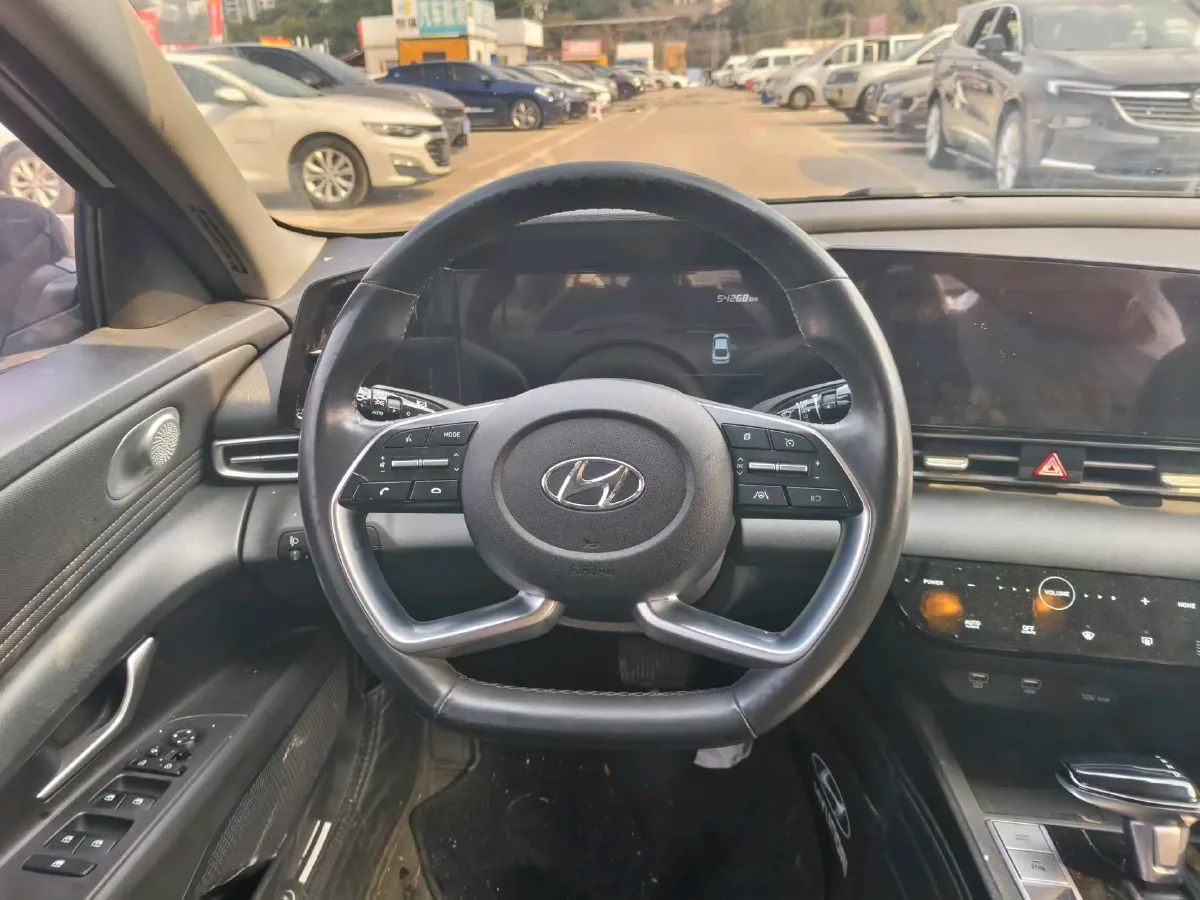 2021 Hyundai Elantra 1.5L 115HP L4 CVT,autocango,china used car exporter,china ev exporter,chinese used car exporter,chinese used ev exporter