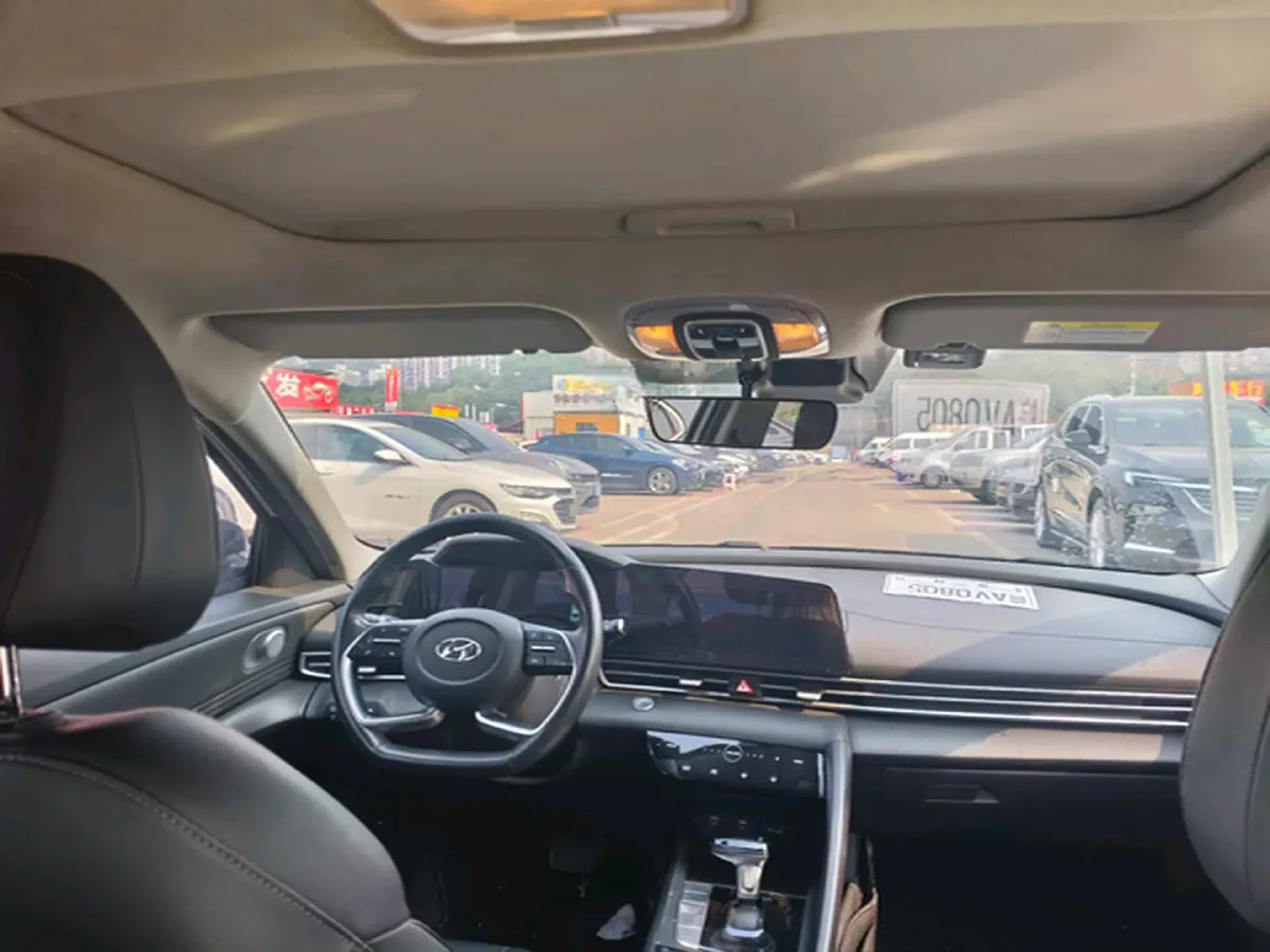 2021 Hyundai Elantra 1.5L 115HP L4 CVT,autocango,china used car exporter,china ev exporter,chinese used car exporter,chinese used ev exporter