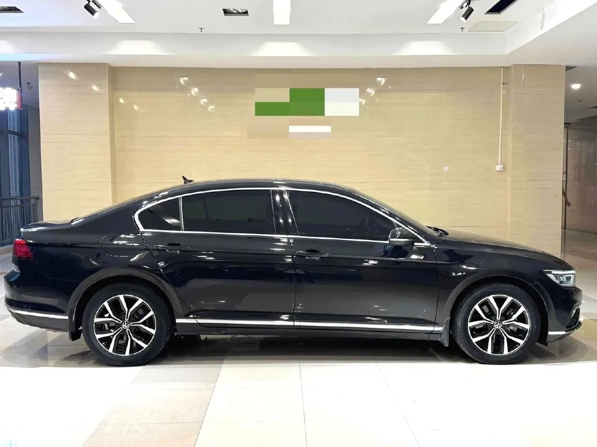 2023 Volkswagen Magotan 2.0T 186HP L4 7DCT,autocango,china used car exporter,china ev exporter,chinese used car exporter,chinese used ev exporter