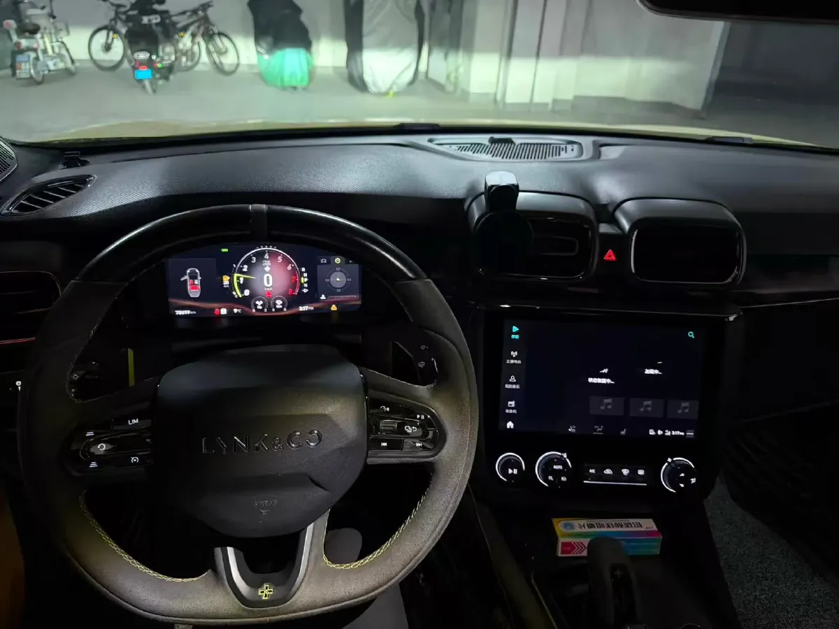 2019 LYNK&CO 03 2.0T 254HP L4 8AT,autocango,china used car exporter,china ev exporter,chinese used car exporter,chinese used ev exporter