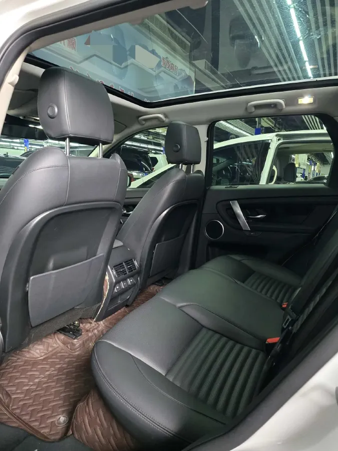 2021 Land Rover Discovery Sport 2.0T 200HP L4 9AT,autocango,china used car exporter,china ev exporter,chinese used car exporter,chinese used ev exporter