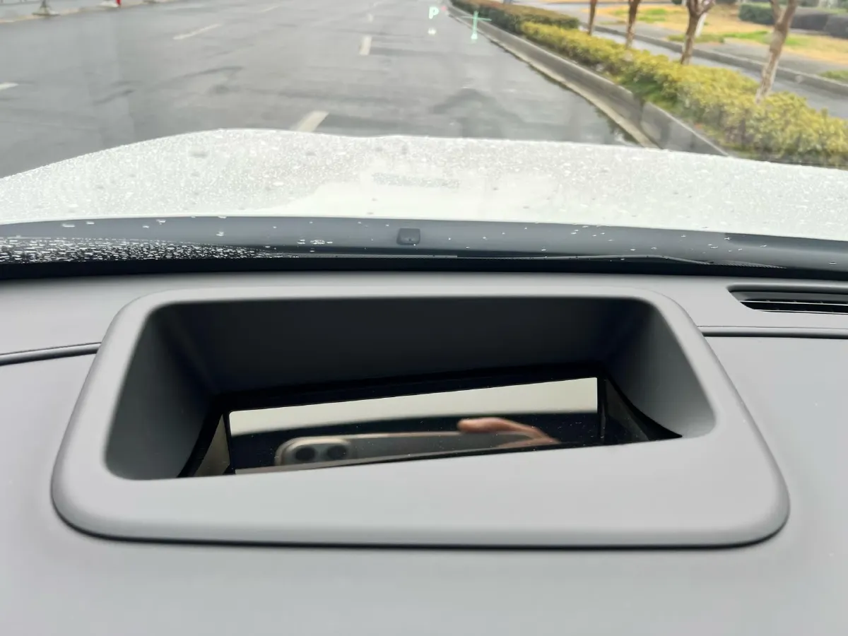 2026 AITO AITO M7 REEV 160HP REEV,autocango,china used car exporter,china ev exporter,chinese used car exporter,chinese used ev exporter