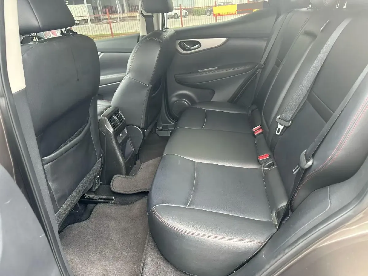 2021 Nissan Qashqai 2.0L 151HP L4 CVT,autocango,china used car exporter,china ev exporter,chinese used car exporter,chinese used ev exporter