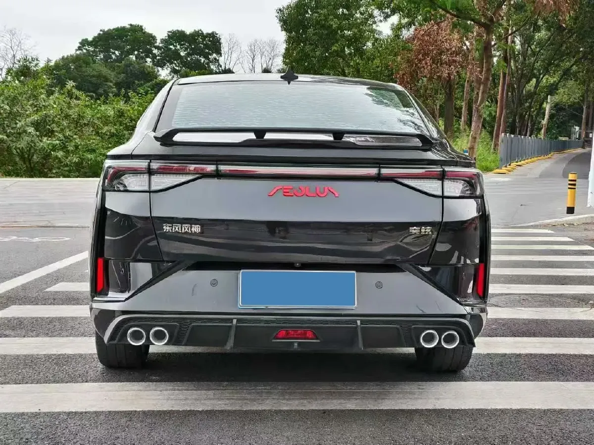 2021 DongFeng Aeolus YiXuan 1.5T 150HP L4 6DCT,autocango,china used car exporter,china ev exporter,chinese used car exporter,chinese used ev exporter