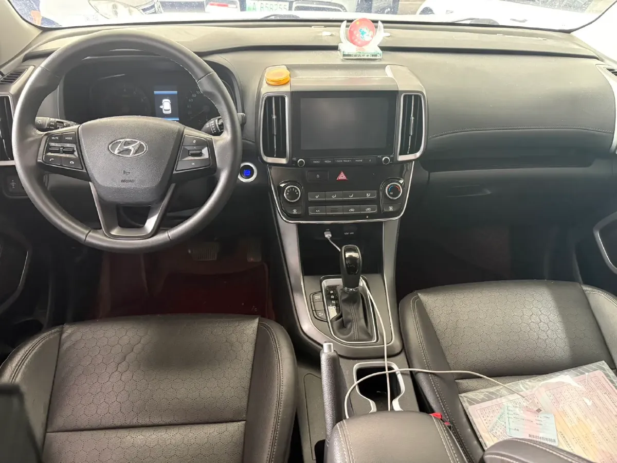 2018 Hyundai ix35 2.0L 160HP L4 6AT,autocango,china used car exporter,china ev exporter,chinese used car exporter,chinese used ev exporter