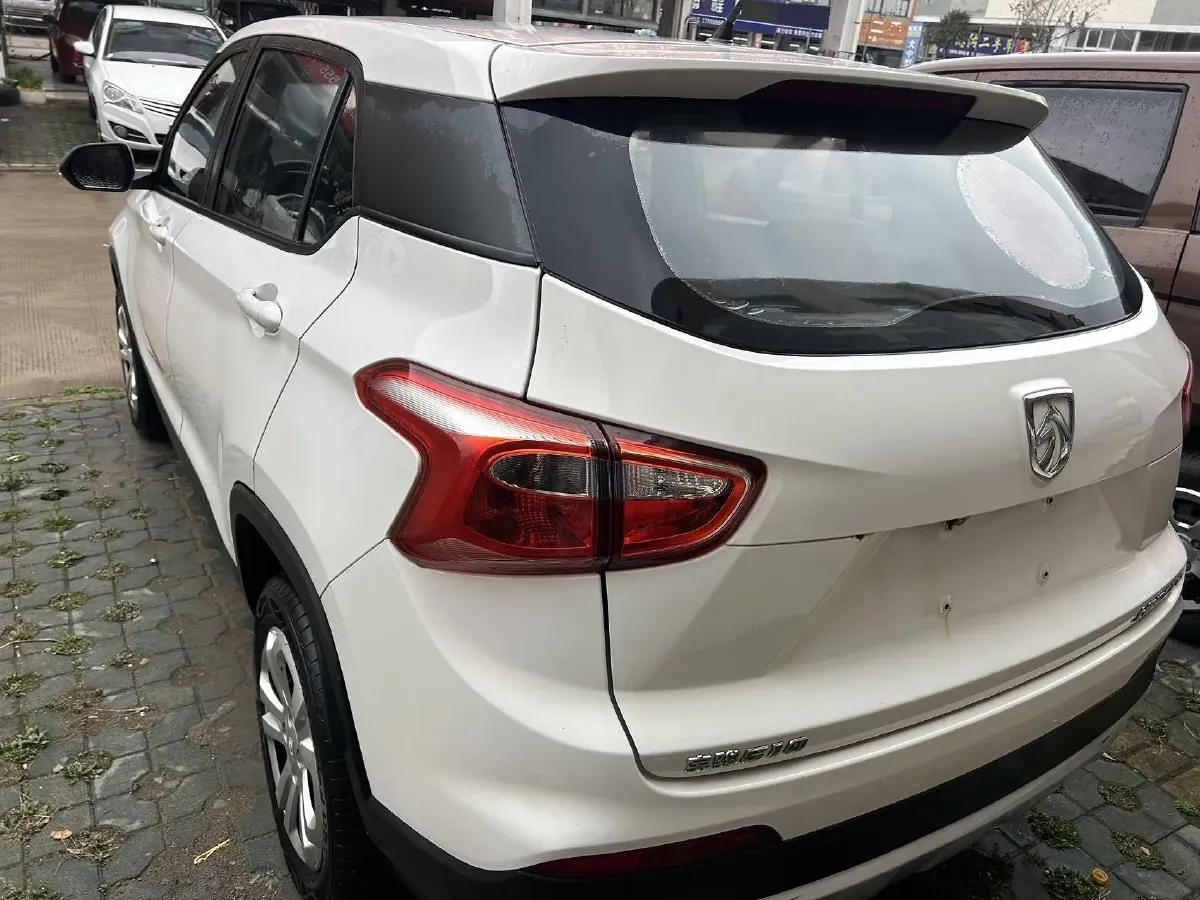 2017 BaoJun 510 1.5L 112HP L4 6MT,autocango,china used car exporter,china ev exporter,chinese used car exporter,chinese used ev exporter