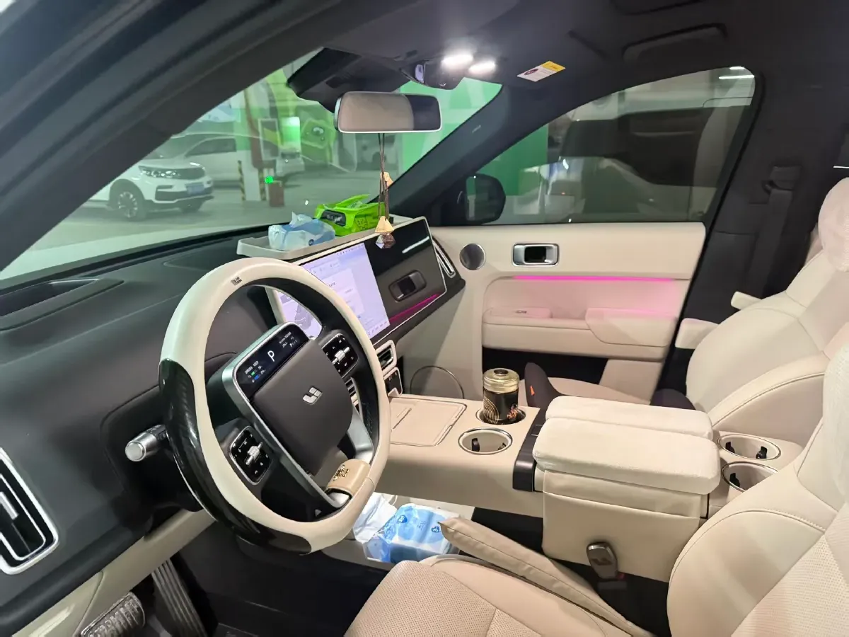 2024 Toyota Granvia 2.5L 189HP L4 E-CVT Hybrid,autocango,china used car exporter,china ev exporter,chinese used car exporter,chinese used ev exporter
