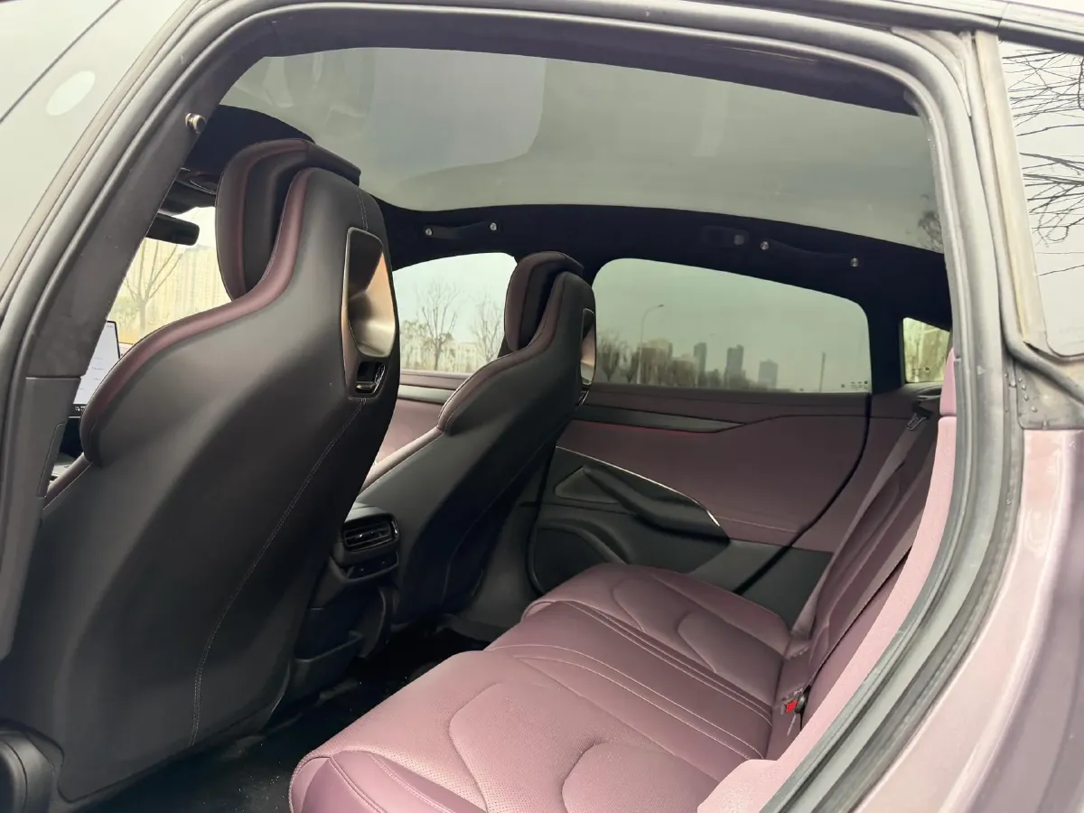 2024 MI SU7 BEV 101KWH,autocango,china used car exporter,china ev exporter,chinese used car exporter,chinese used ev exporter