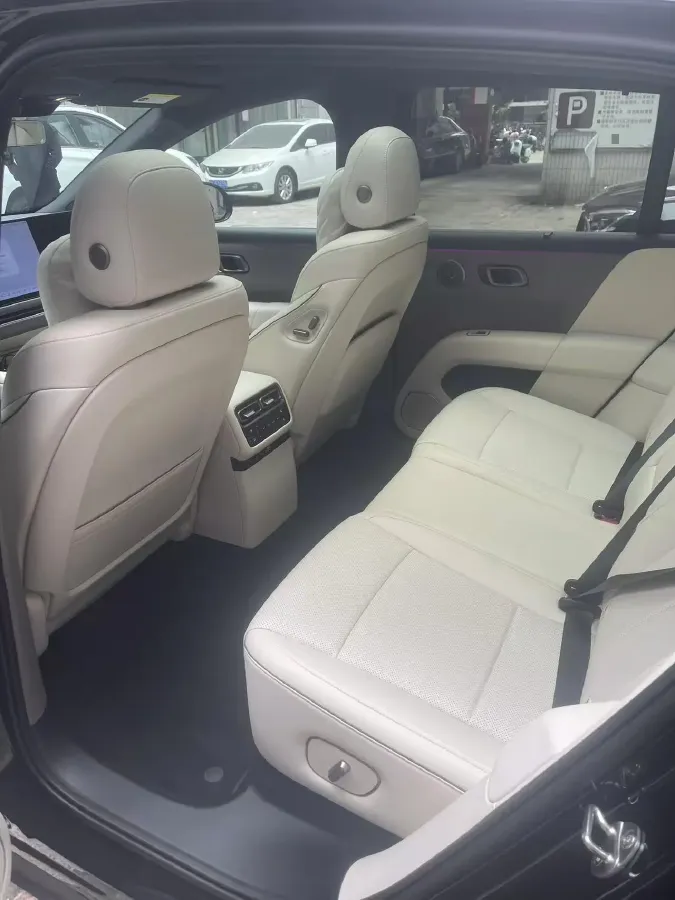 2025 Li i6 BEV,autocango,china used car exporter,china ev exporter,chinese used car exporter,chinese used ev exporter