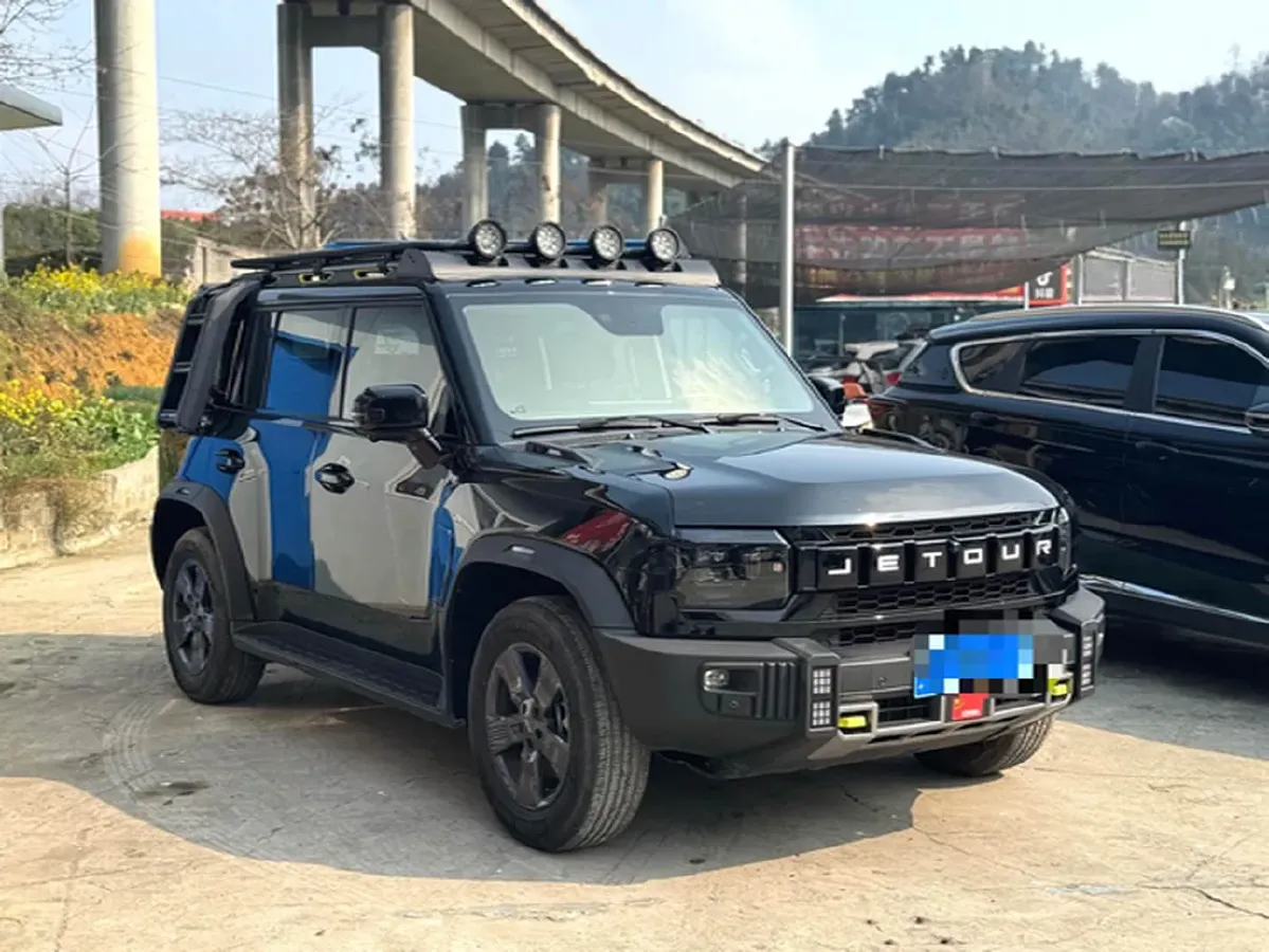 2023 Jetour Traveller 1.5T 184HP L4 7DCT,autocango,china used car exporter,china ev exporter,chinese used car exporter,chinese used ev exporter