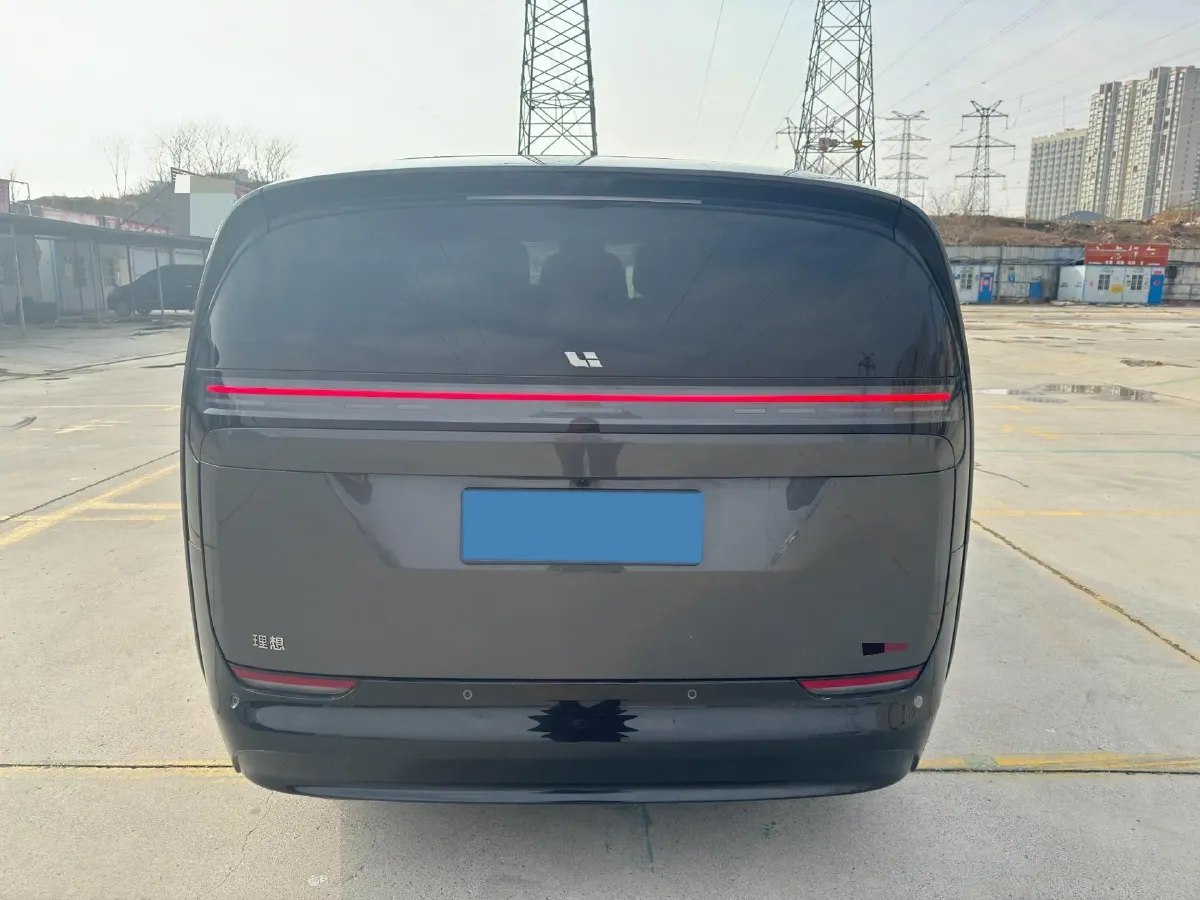 2025 Li MEGA BEV,autocango,china used car exporter,china ev exporter,chinese used car exporter,chinese used ev exporter