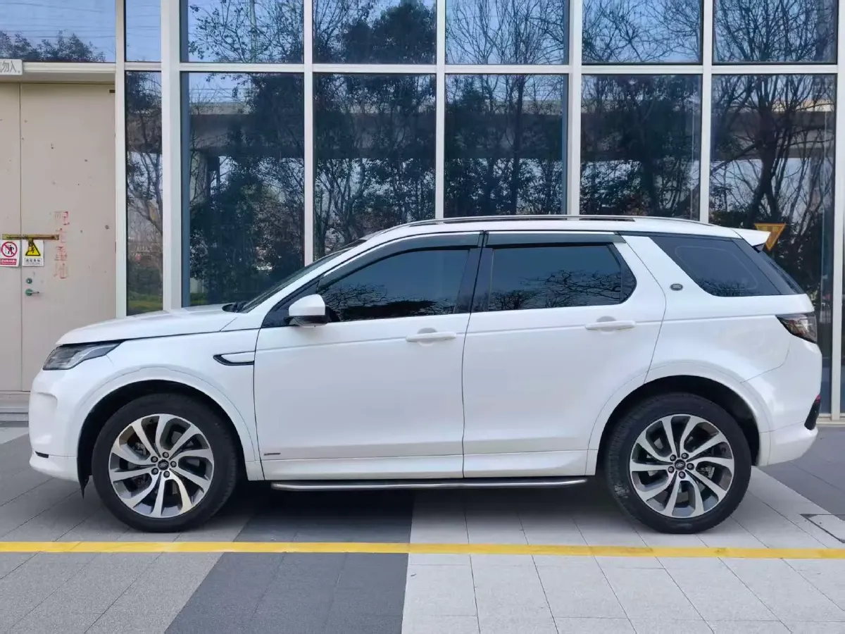 2022 Land Rover Discovery Sport 2.0T 249HP L4 9AT,autocango,china used car exporter,china ev exporter,chinese used car exporter,chinese used ev exporter