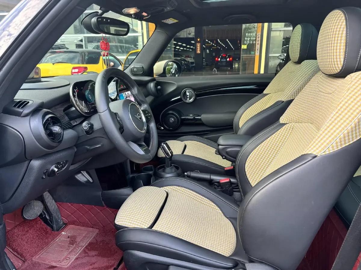 2022 MINI COUNTRYMAN 2.0T 192HP L4 7DCT,autocango,china used car exporter,china ev exporter,chinese used car exporter,chinese used ev exporter