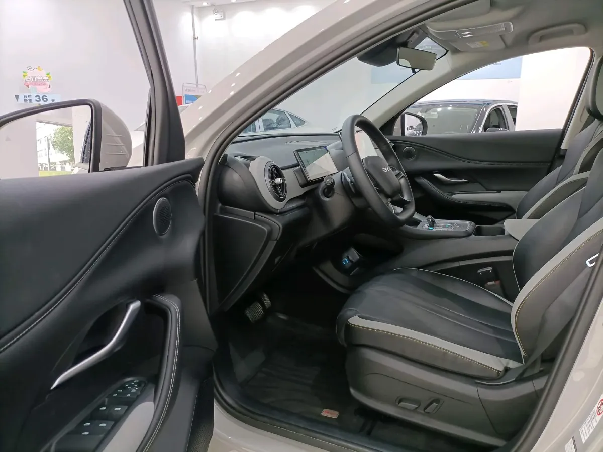 2025 BYD Sea Lion 05 DM-i 1.5L 101HP L4 E-CVT PHEV 12.9KWH,autocango,china used car exporter,china ev exporter,chinese used car exporter,chinese used ev exporter