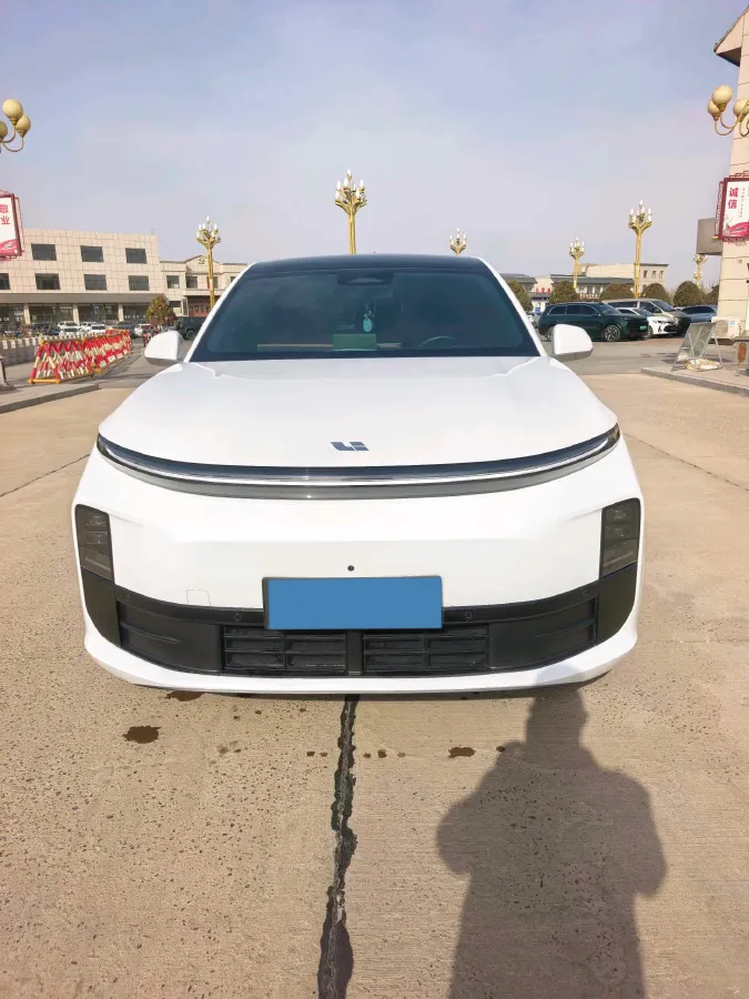 2024 Li L6 Range Extended 154HP L4 REEV 36.8KWH,autocango,china used car exporter,china ev exporter,chinese used car exporter,chinese used ev exporter