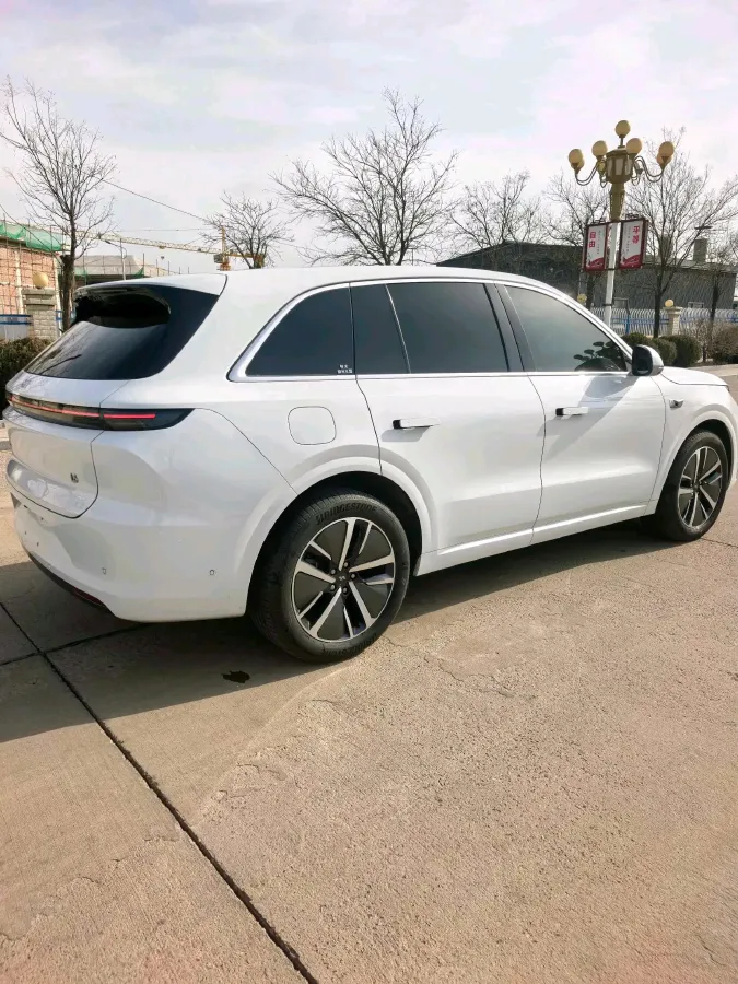 2024 Li L6 Range Extended 154HP L4 REEV 36.8KWH,autocango,china used car exporter,china ev exporter,chinese used car exporter,chinese used ev exporter